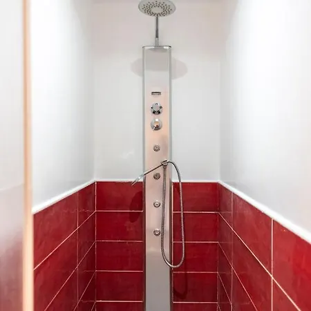 Joivy Classic Flat Next To Trendy Bars Apartment *
